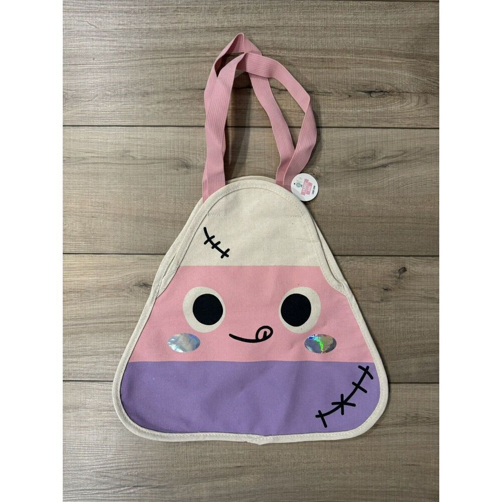 Target Bullseye’s Halloween 2024 Trick Or Treat Candy Corn Bag 15”W‎ x 14”H Tote